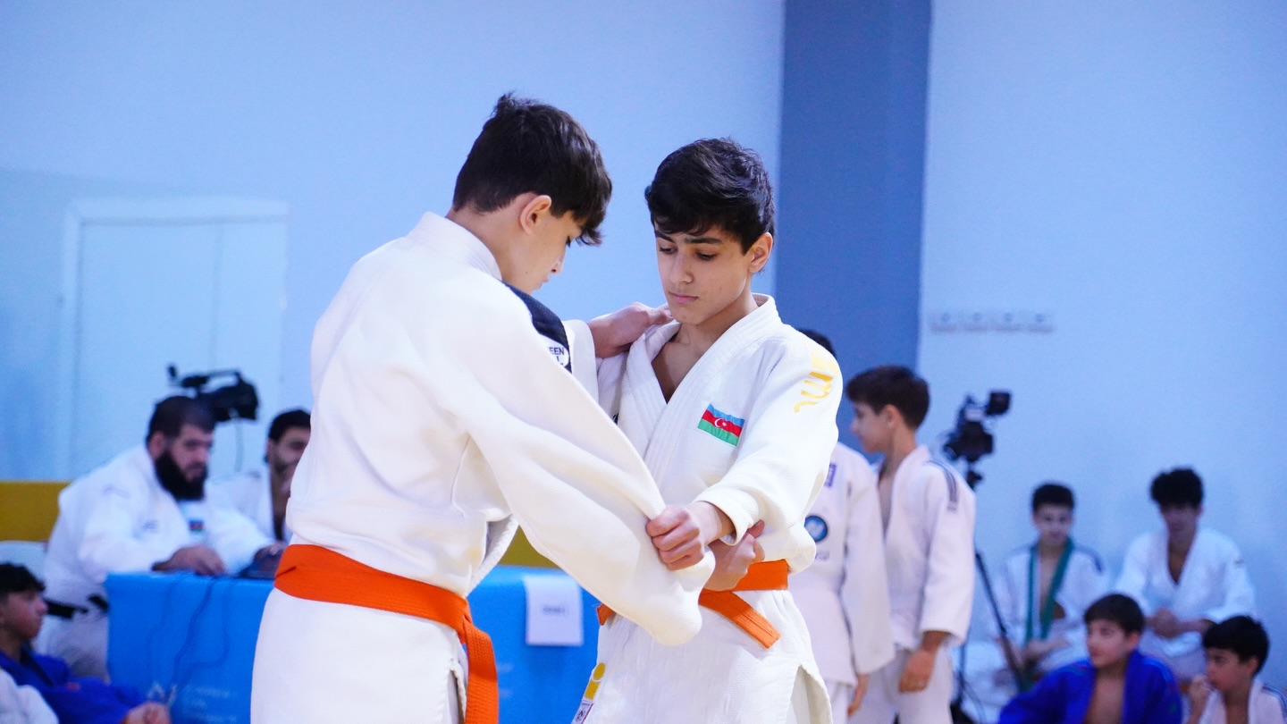 Official Belt Grading Examination Held for 300 Judoka