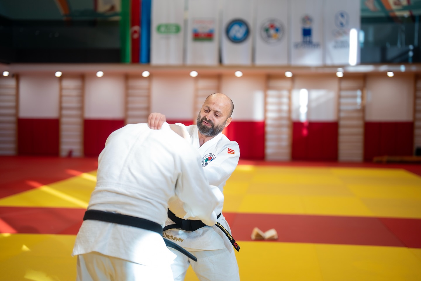Ölkə çempionatına hazırlıq məqsədilə hakimlər üçün seminar keçirilib