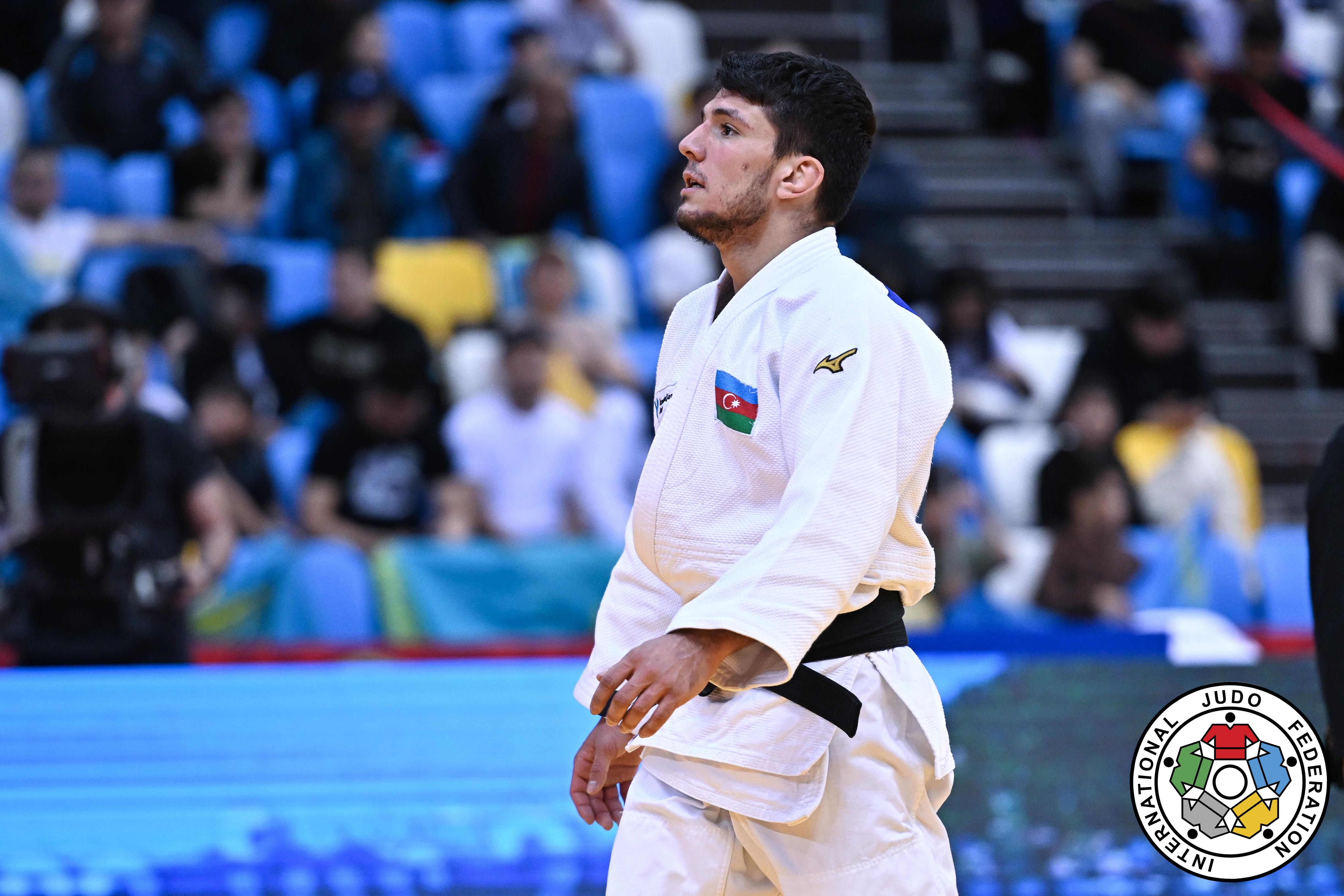 Kamran Süleymanov Astana Böyük Dəbilqənin bürünc medalını qazandı