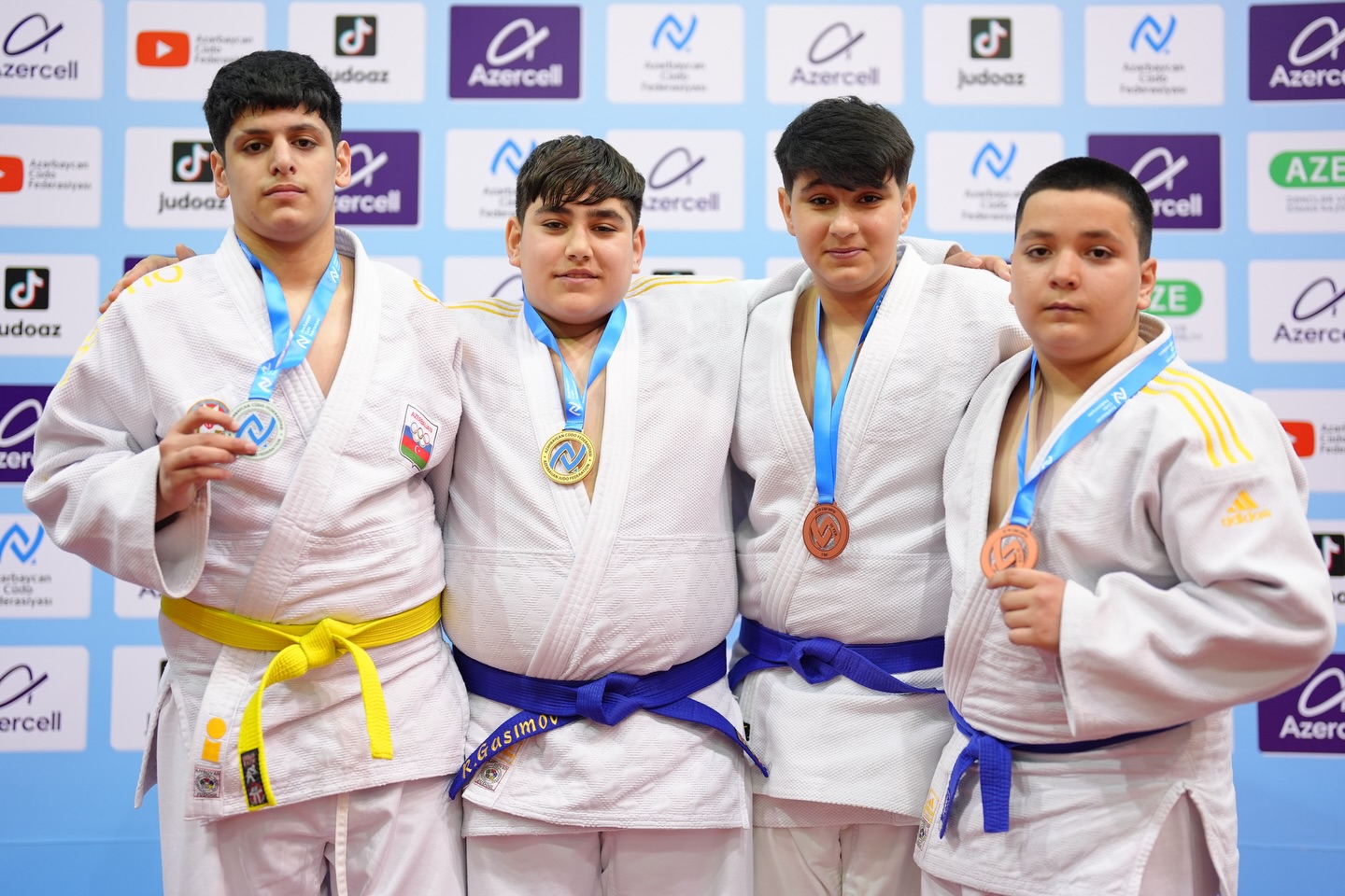 U-14 yeniyetmələr arasında Liqa yarışının I turu başa çatıb