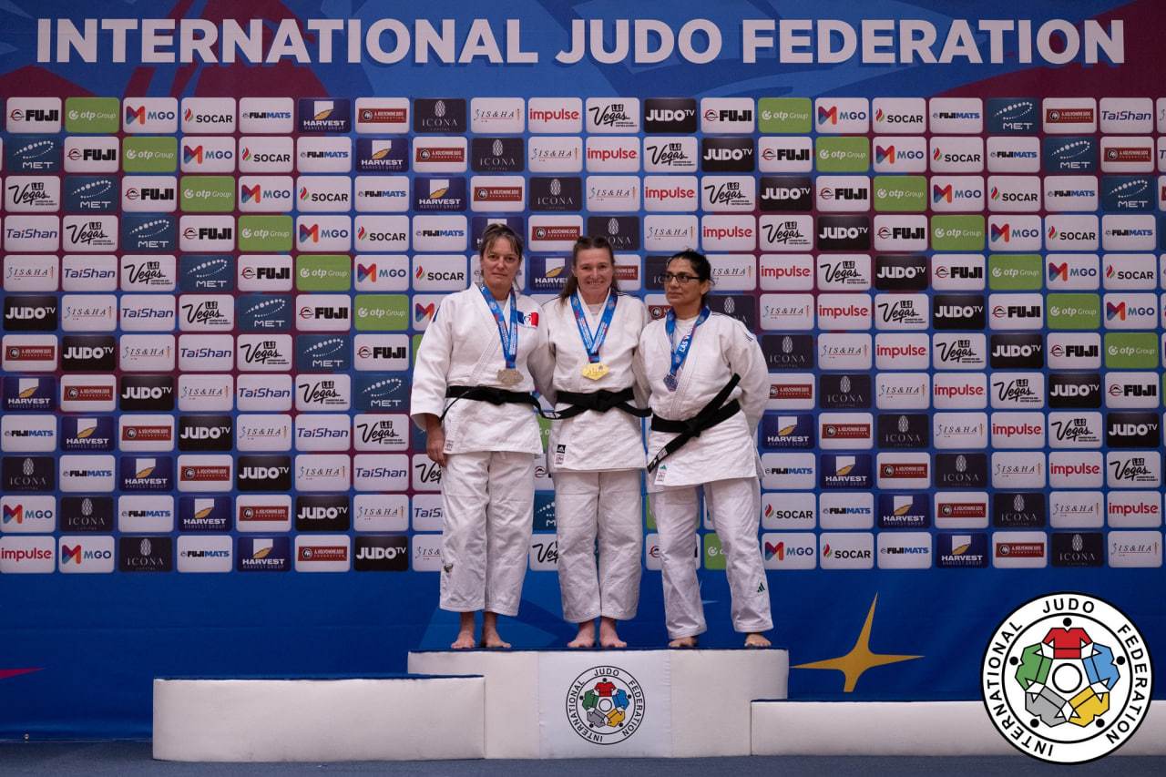 Cüdoçularımız veteranlar arasında dünya çempionatında 4 medal qazandı