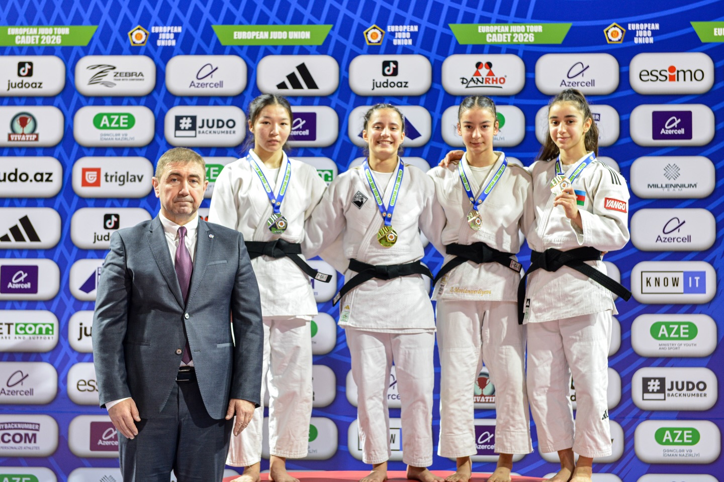 Gəncə Avropa Kubokunun ilk günündə 13 medal