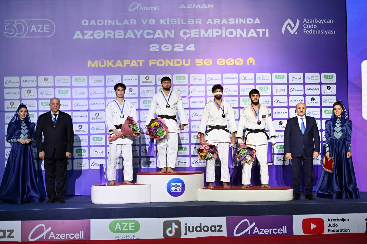 Azərbaycan çempionatının ilk yarış günü keçirildi