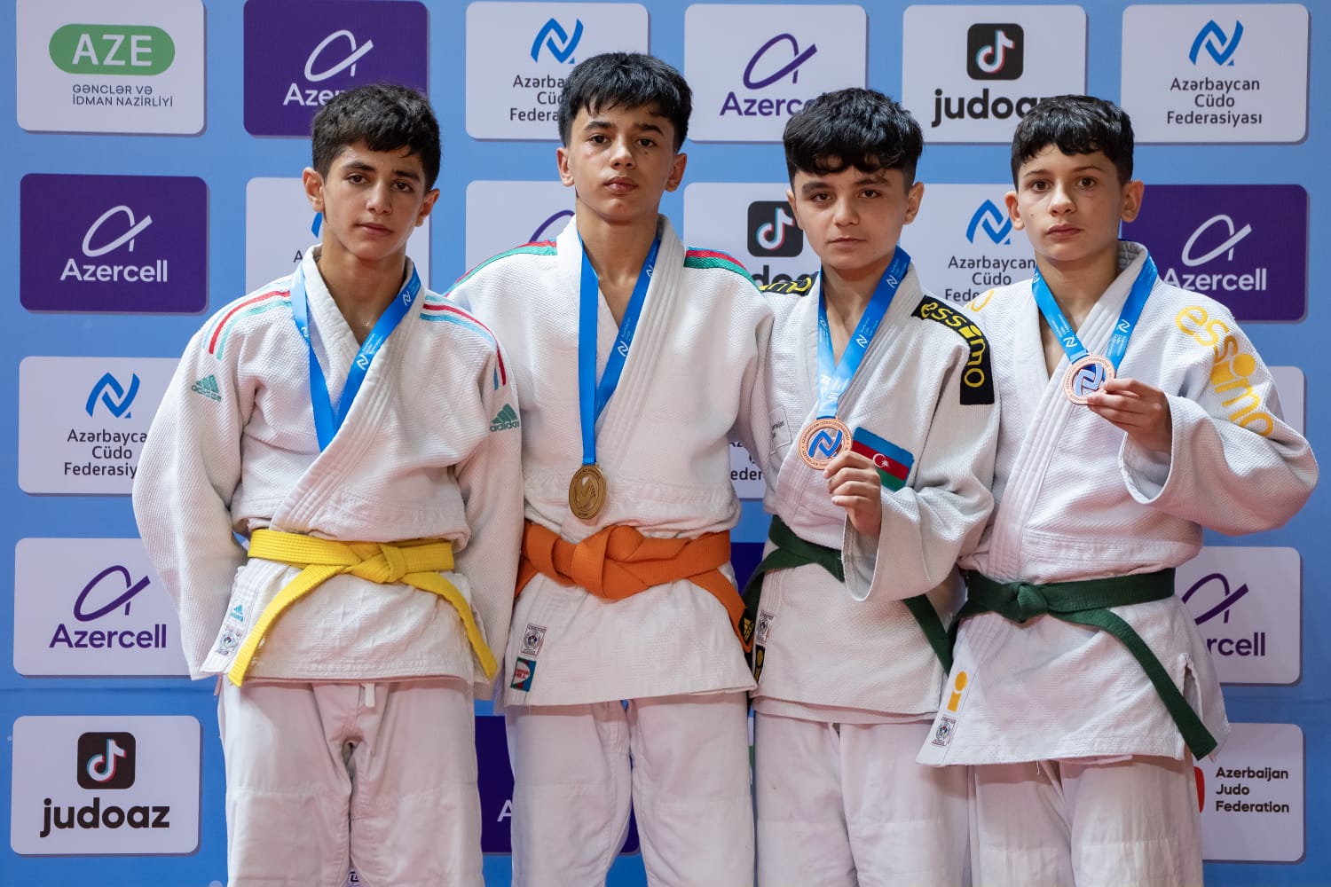 U-14 Liqa yarışının III turu start götürüb