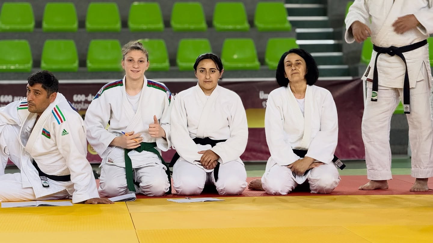 Peşəkar inkişaf proqramı uğurla yekunlaşıb