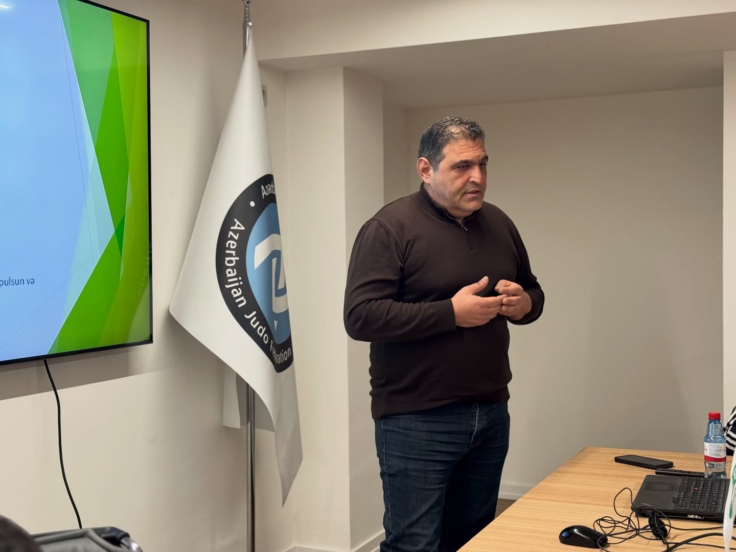 Məşqçilər üçün kəllə-beyin travmalarının profilaktikası mövzusunda maarifləndirici seminar təşkil olunub