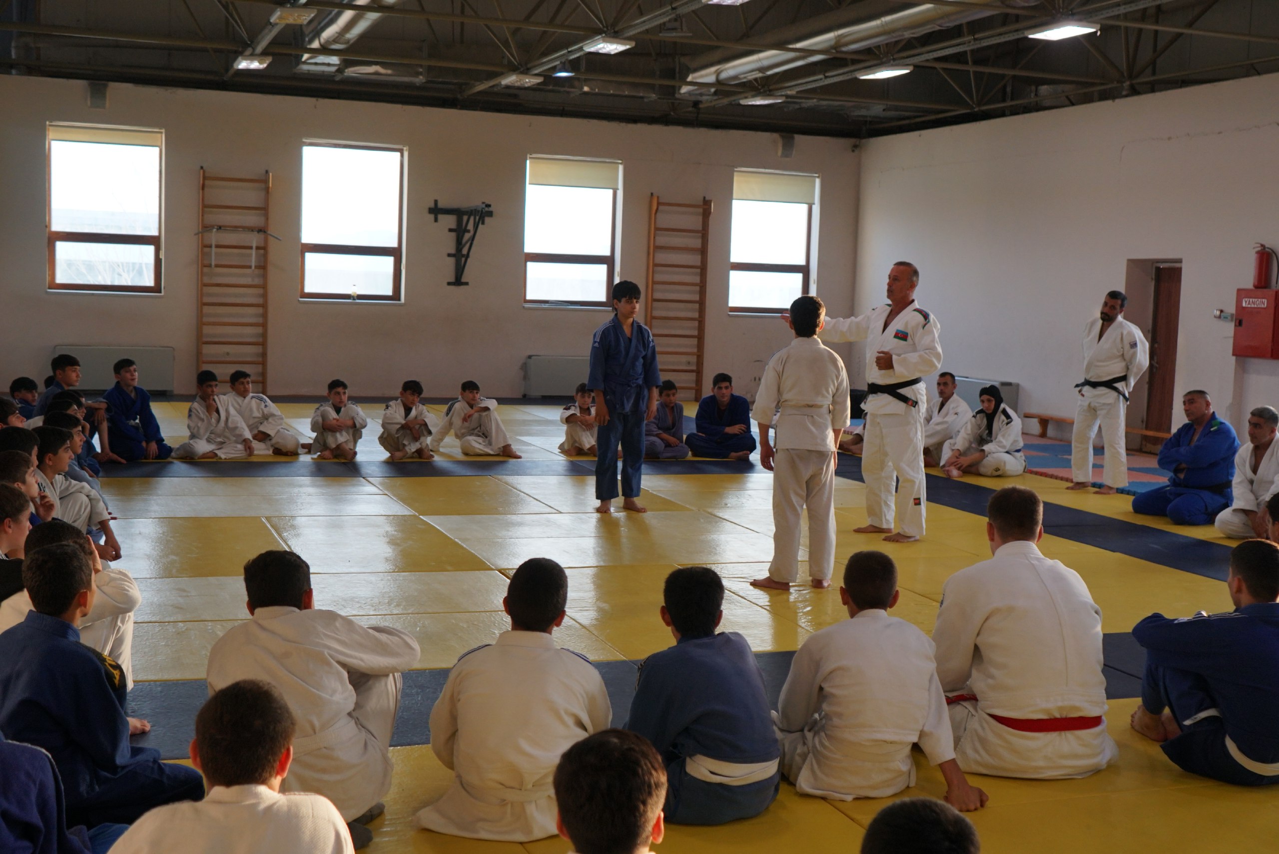 Şirvanda məşqçilər və cüdoçular üçün seminar keçirildi