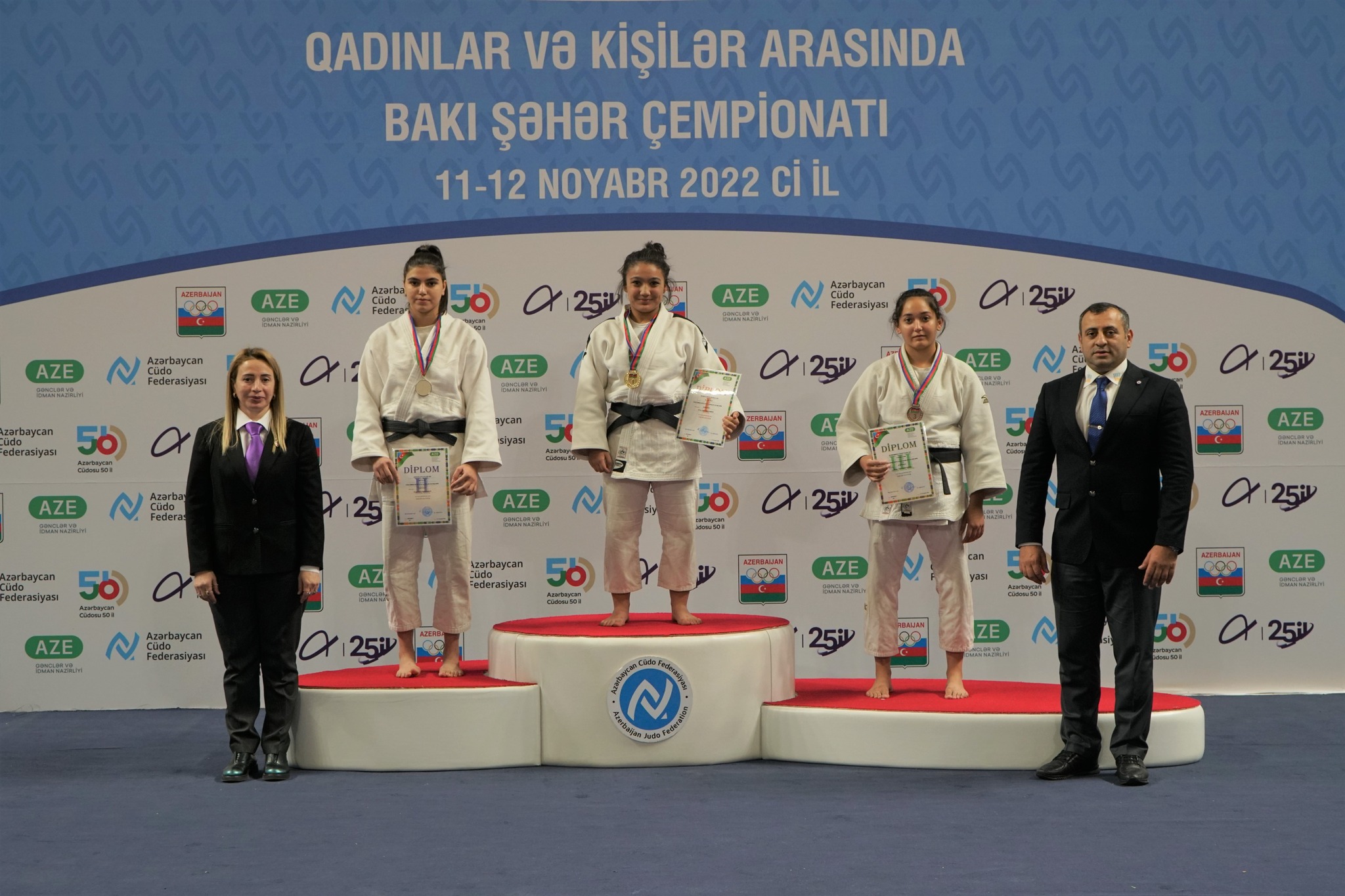 Böyüklər arasında Bakı şəhər çempionatı ilk yarış günü keçirilib