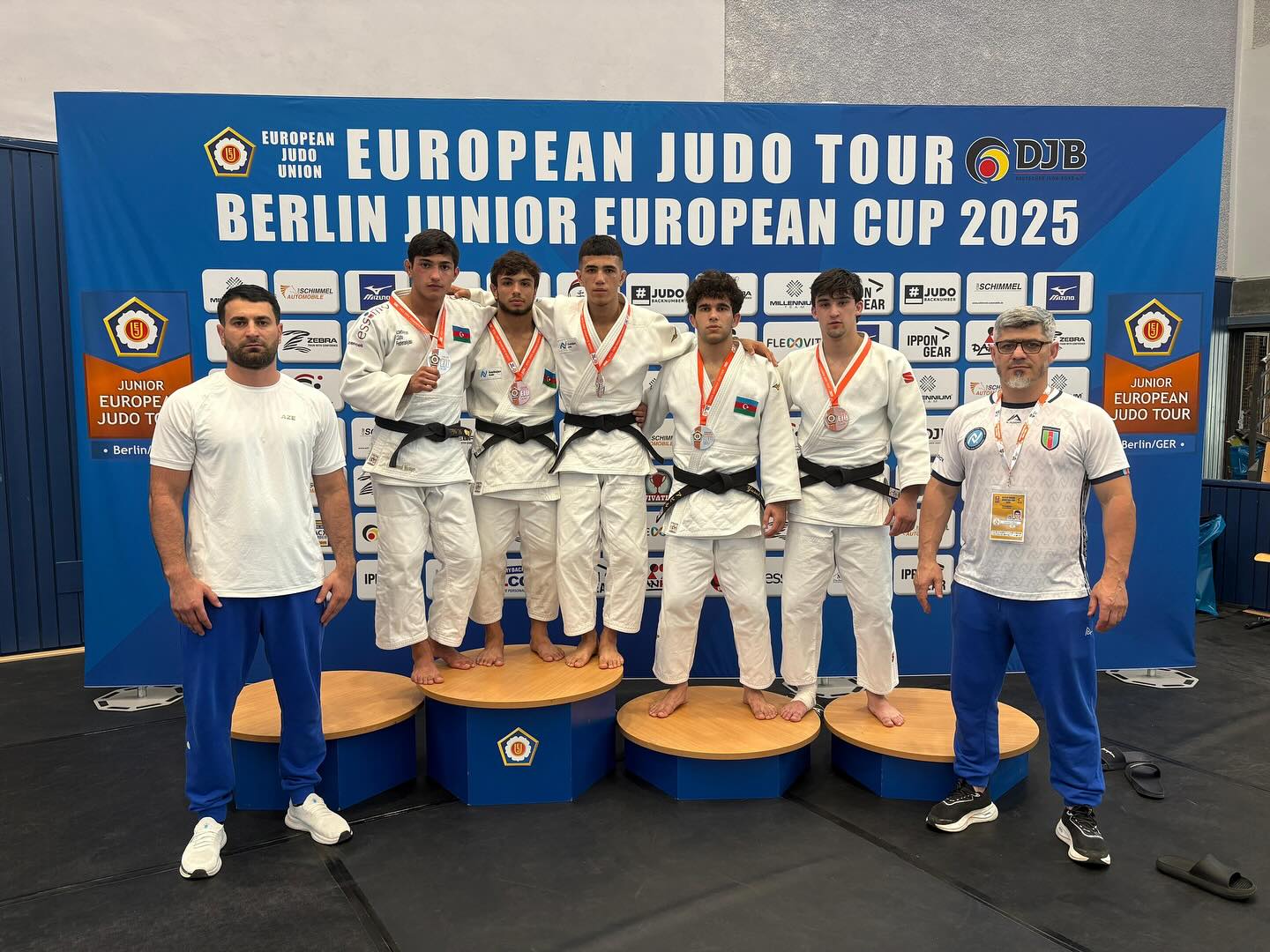 Berlin Avropa Kubokunun ilk günündə 5 medal