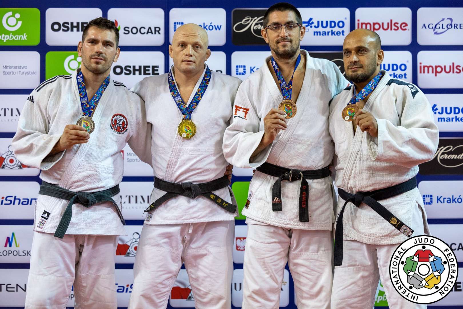 Usta cüdoçularımız Dünya çempionatında 15 medal qazandı