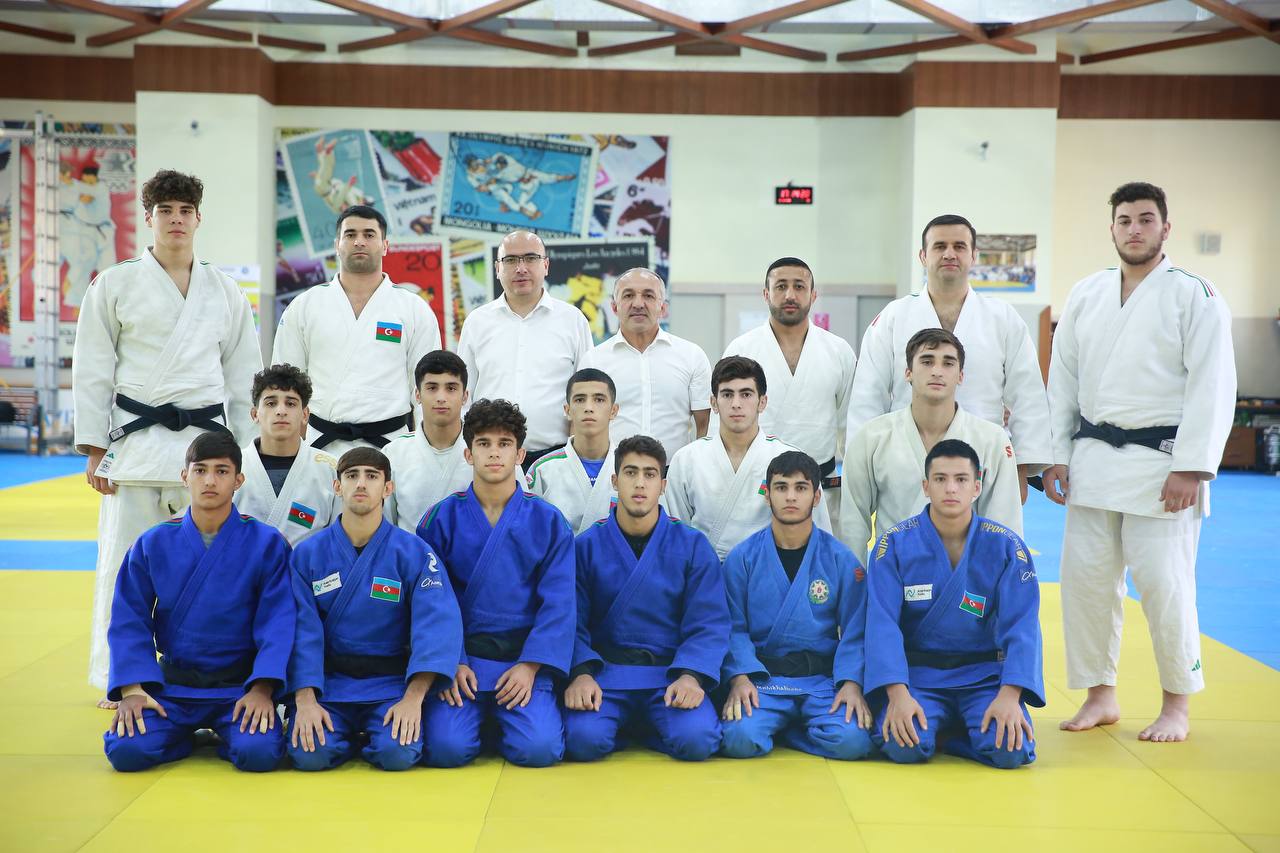 Yeniyetmə cüdoçular dünya çempionatına yola düşdülər