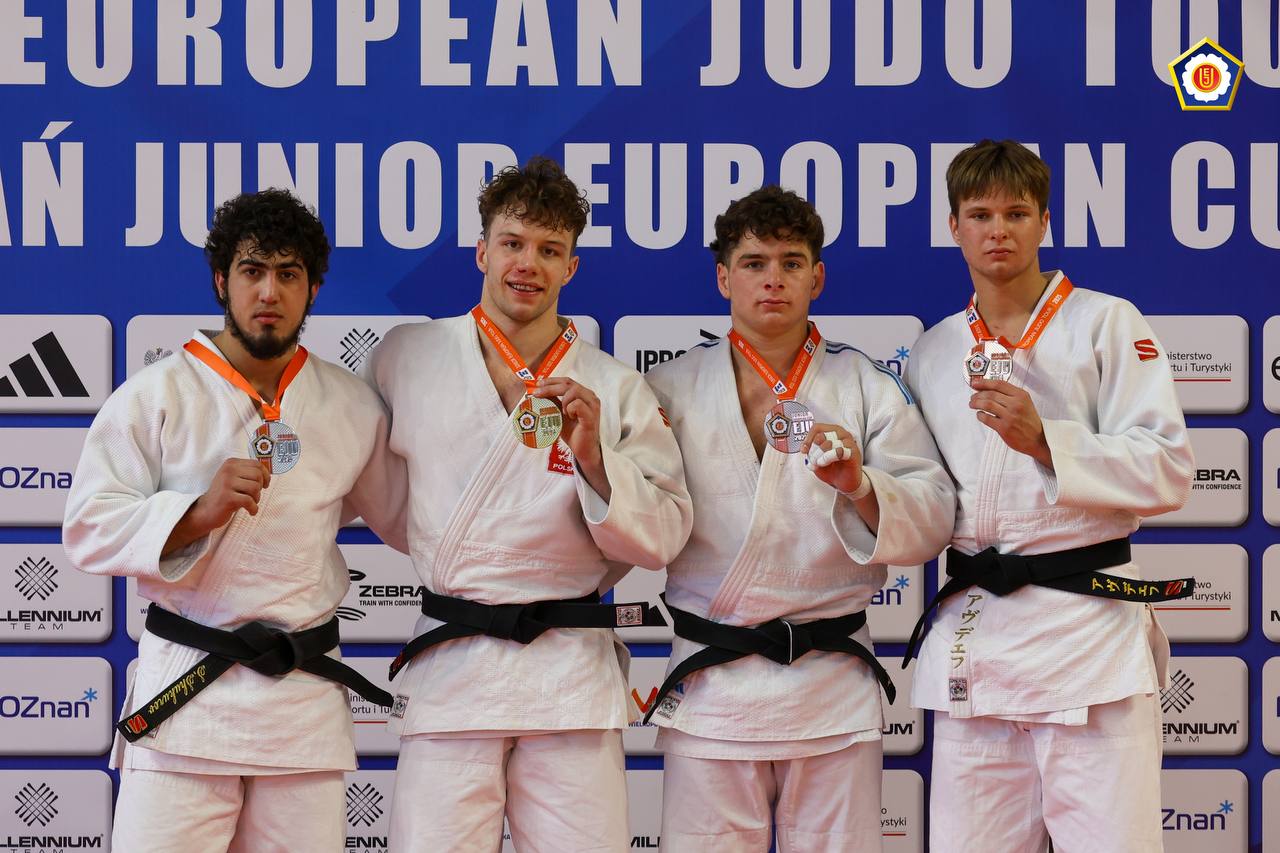 Poznan Avropa Kubokunda 7 medal və oğlanların mübarizəsində ilk pillə