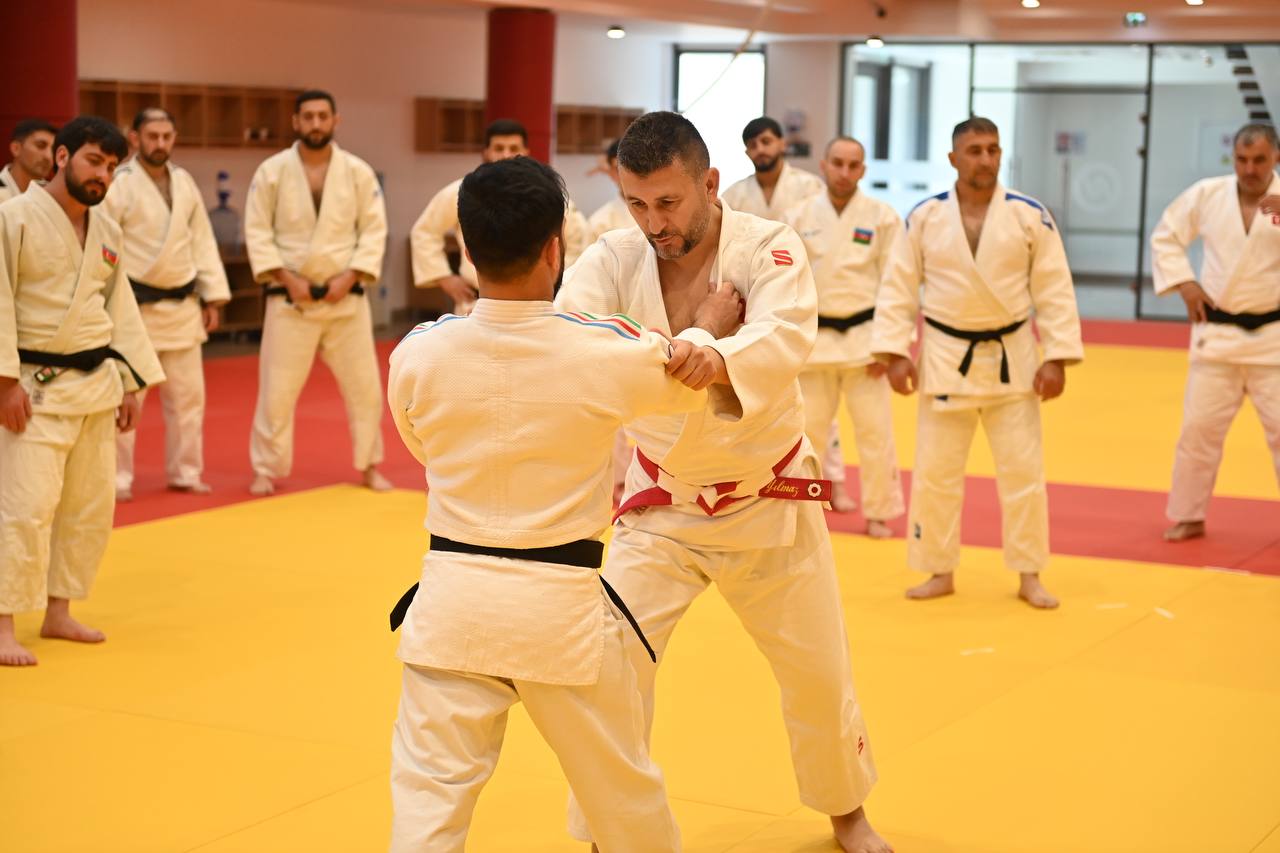 Dan dərəcələri üzrə seminar və imtahan keçirilib