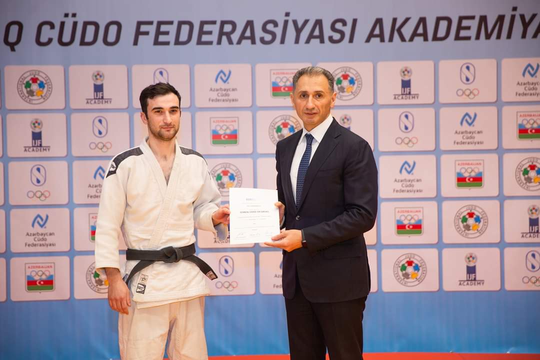 Beynəlxalq Cüdo Federasiyası Akademiyasının proqramında iştirak edən məşqçilərə sertifikatlar təqdim olunub