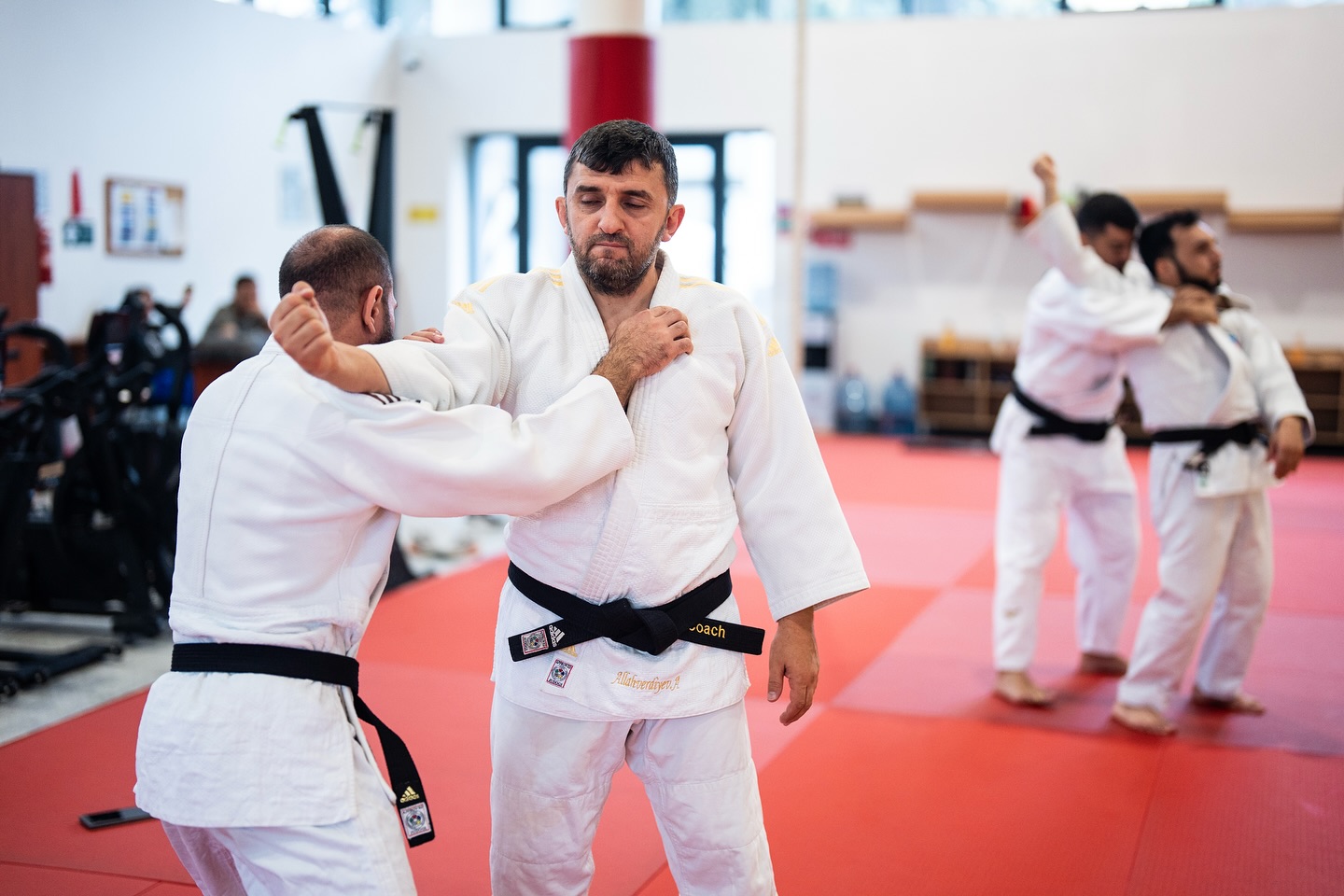 Kodokan ustadlarının kime-no-kata seminarı davam edir