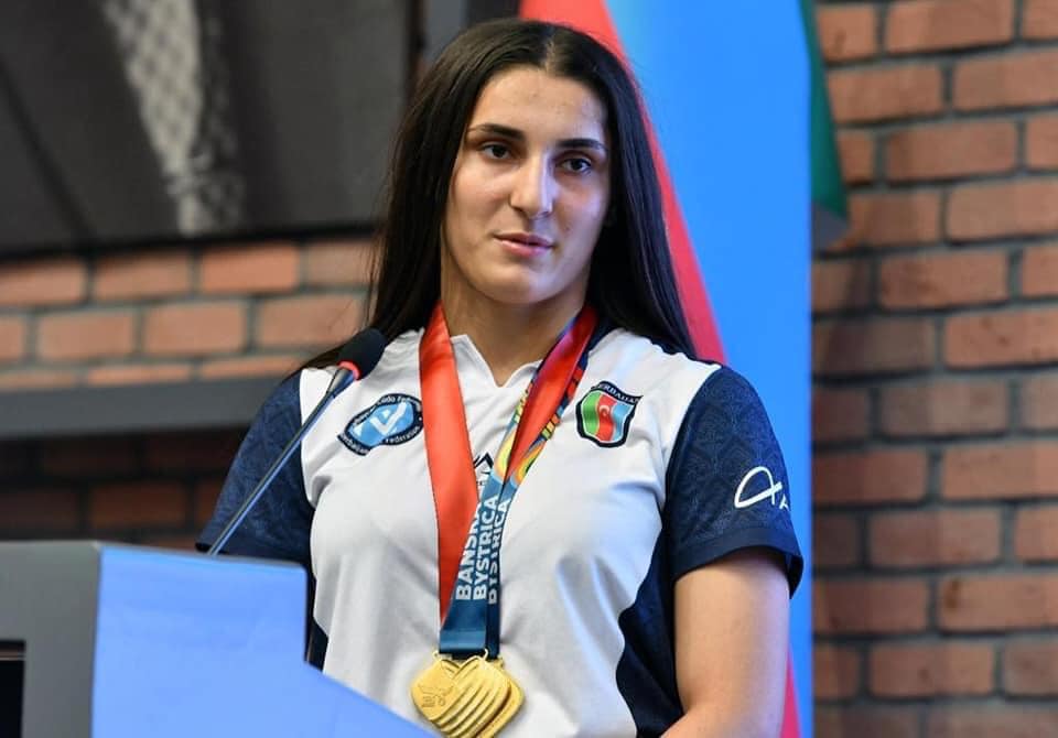 Fərid Qayıbov “EYOF 2022”-də uğur qazanan idmançılarımızı qəbul edib