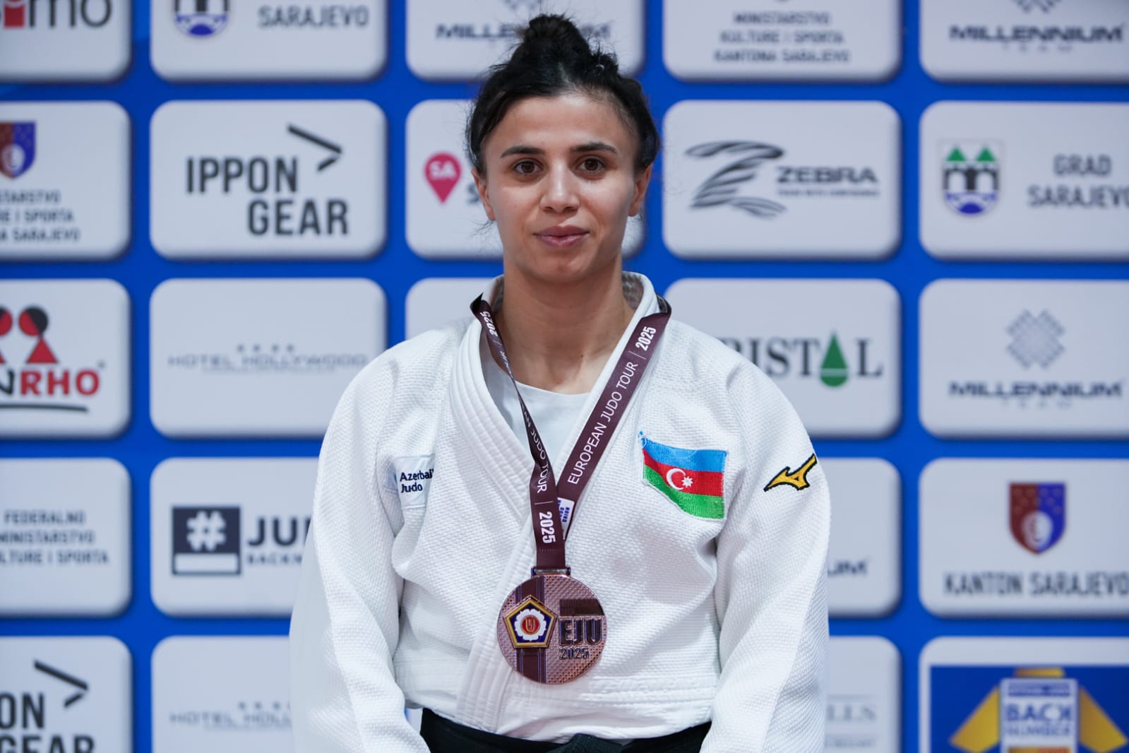 Sarayevo Avropa Kubokunu 4 medalla tamamladıq