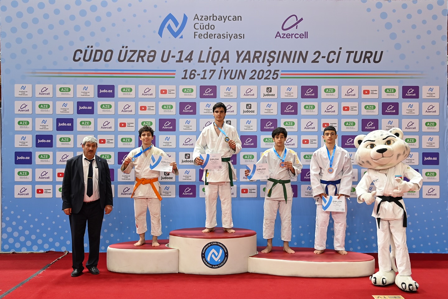 U-14 Liqa yarışının II turu start götürüb