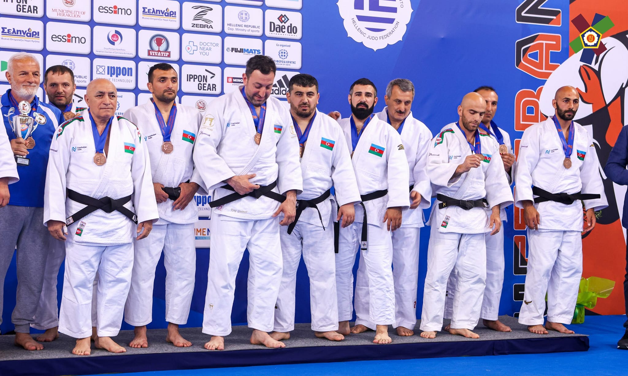 Veteranlarımız Avropa çempionatının kişilərin komanda yarışını üçüncü yerdə tamamlayıb