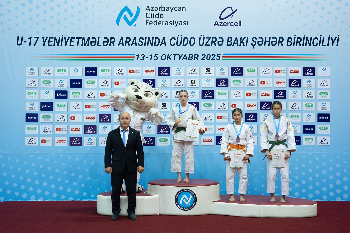 Daha 6 çəki dərəcəsində medalçılar müəyyənləşib