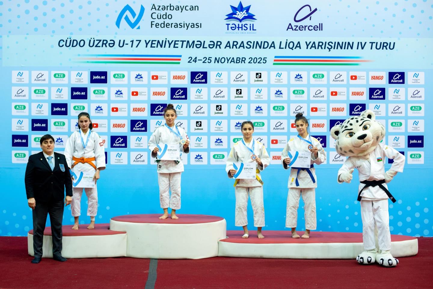 U-17 Liqa yarışının IV turu başladı