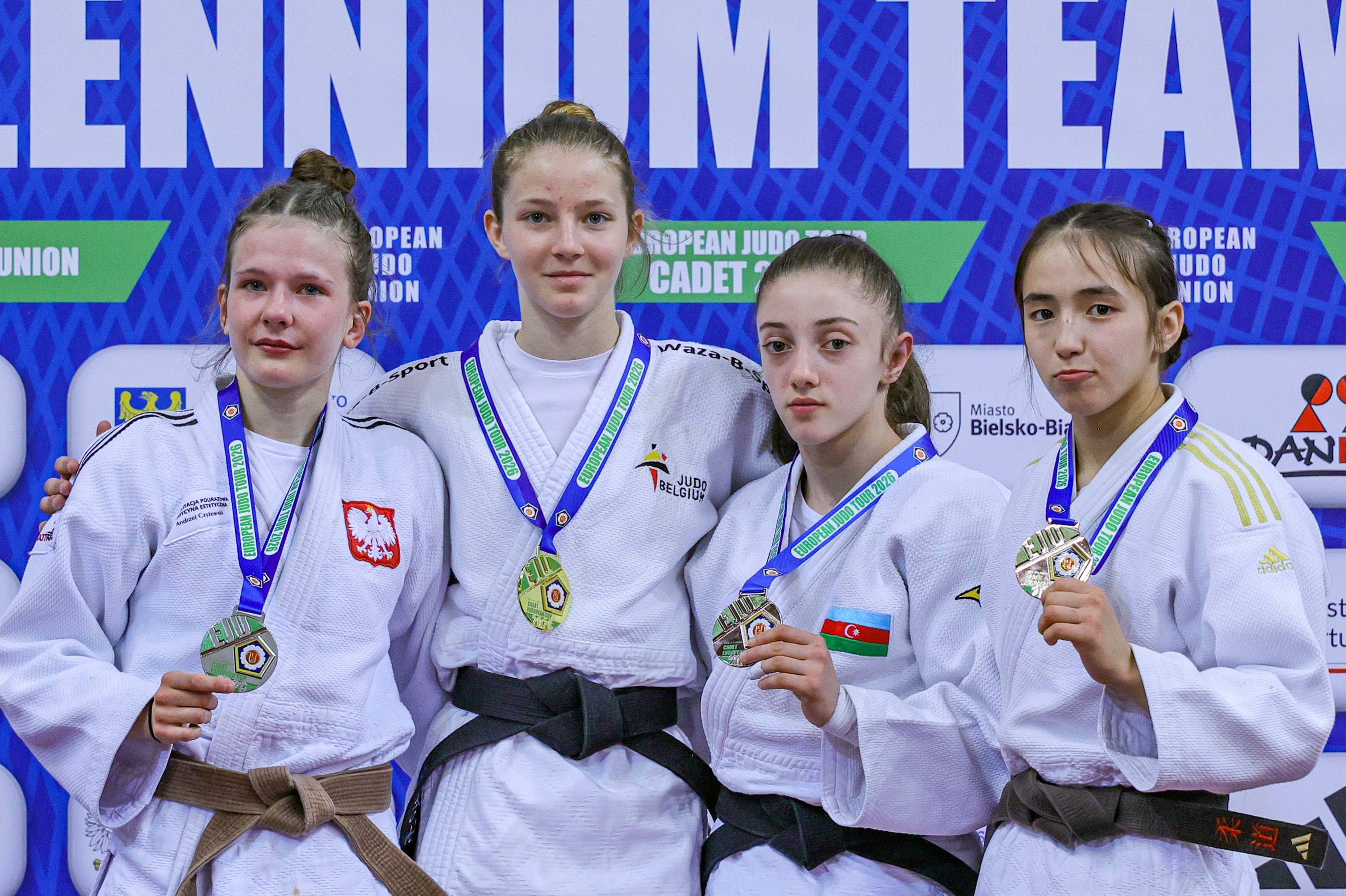 Cüdoçularımız Polşada keçirilən Avropa Kubokuna 8 medalla başladı