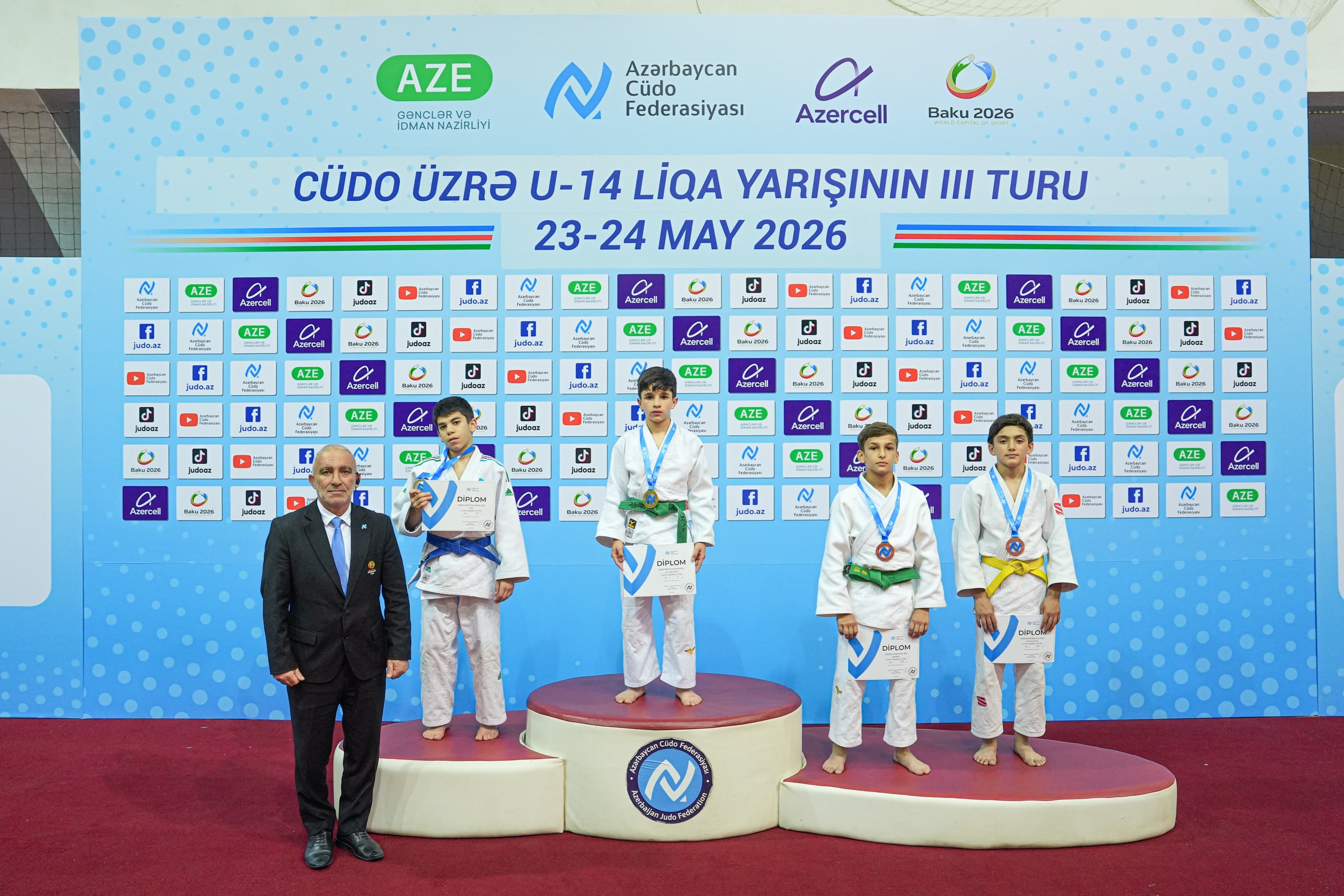 U-14 Liqa yarışının III turu start götürdü