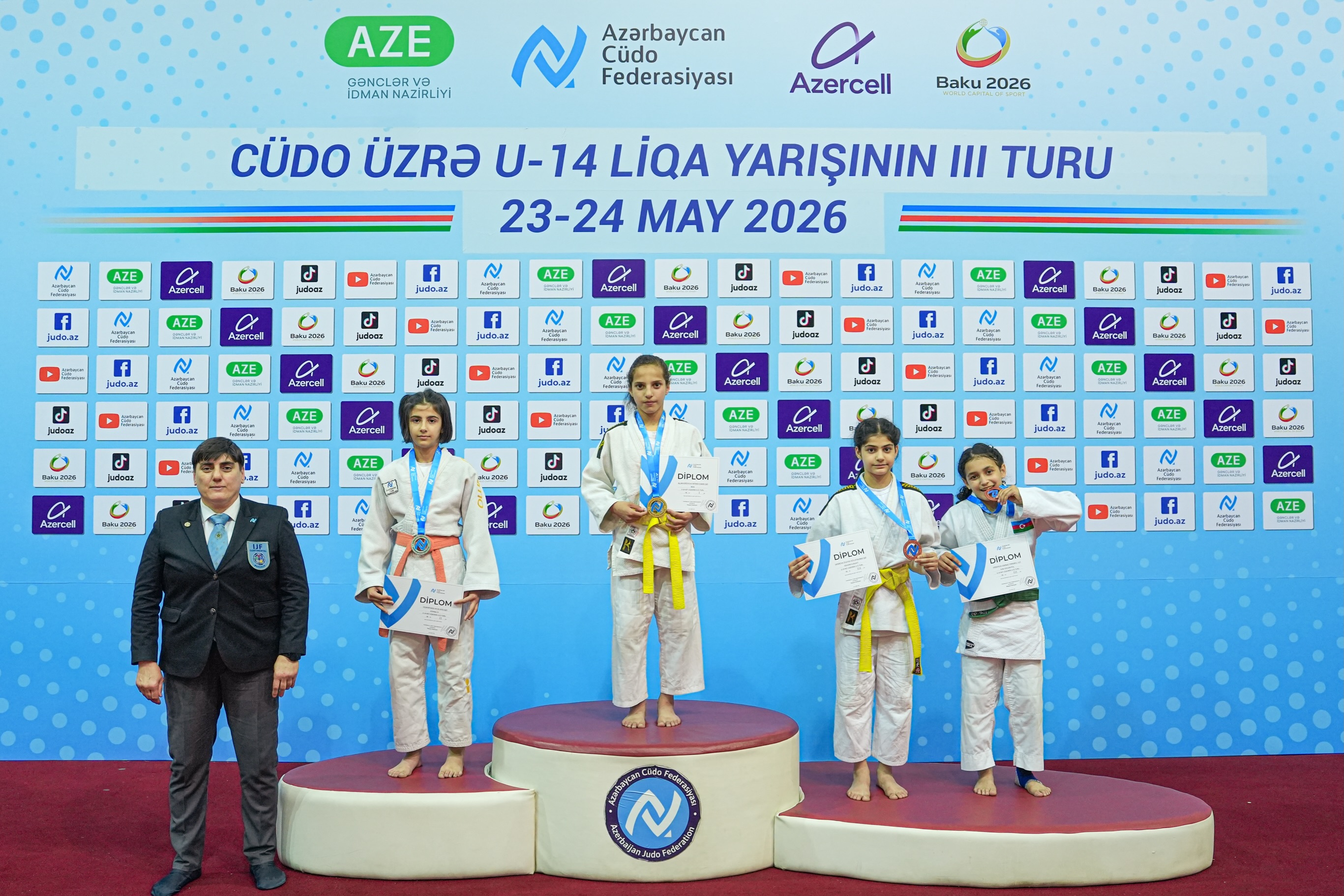 U-14 Liqa yarışının III turu start götürdü