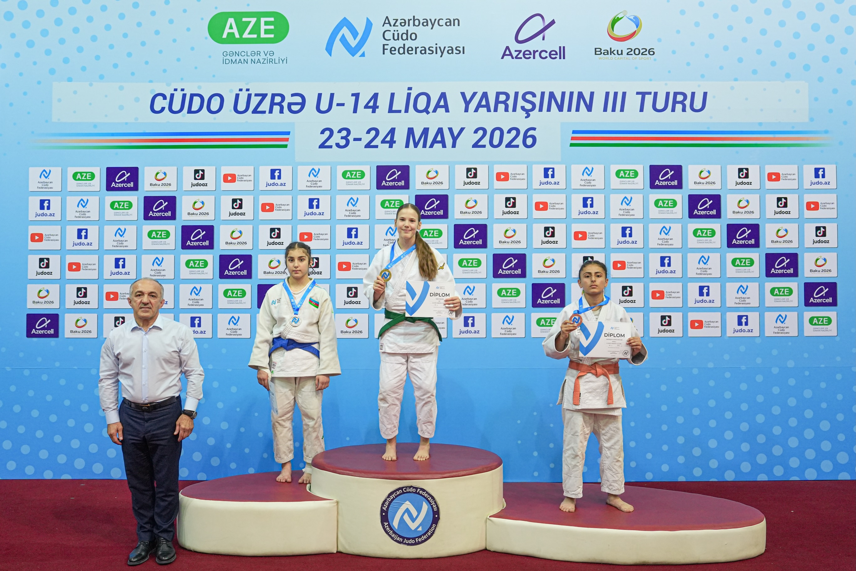 U-14 Liqa yarışının III turu start götürdü