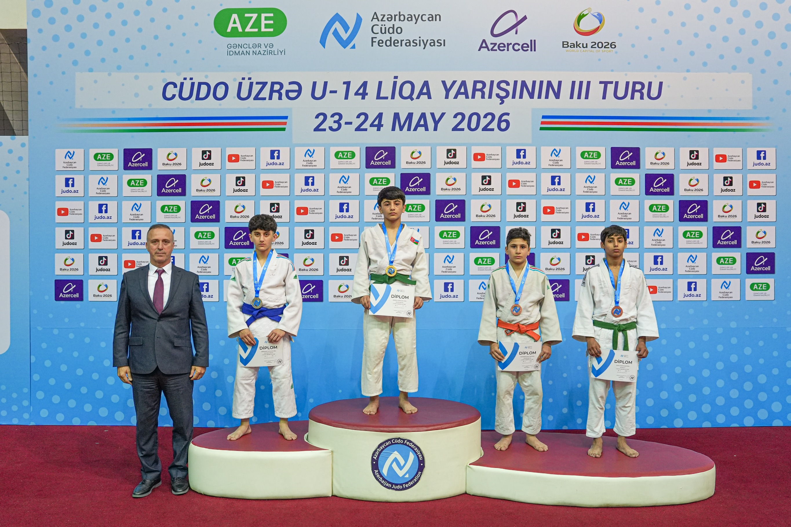 U-14 Liqa yarışının III turu start götürdü