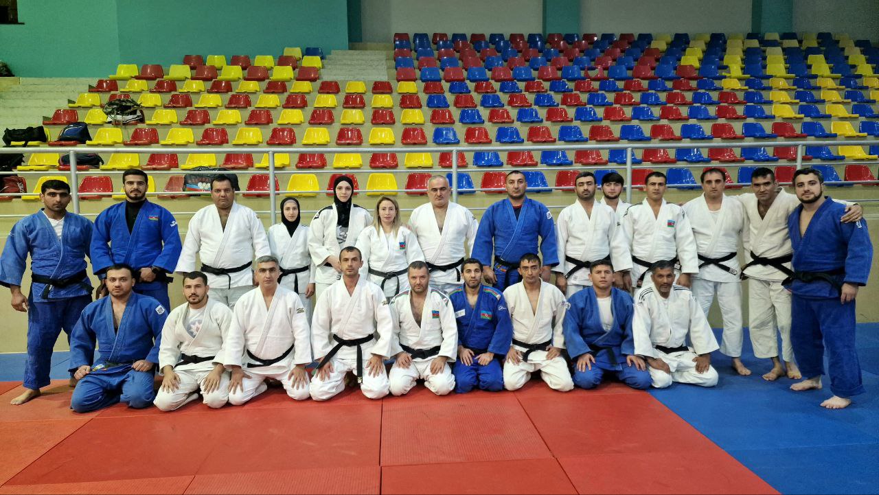 Qazaxda məşqçilər üçün seminar keçirildi
