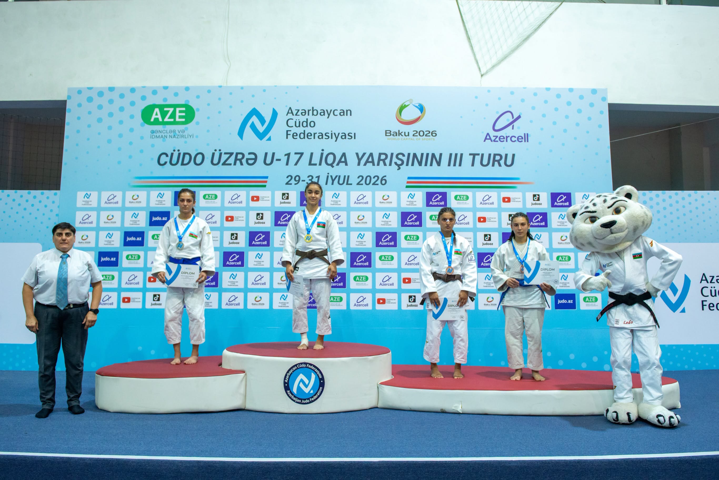 U-17 Liqa yarışının III turu start götürdü