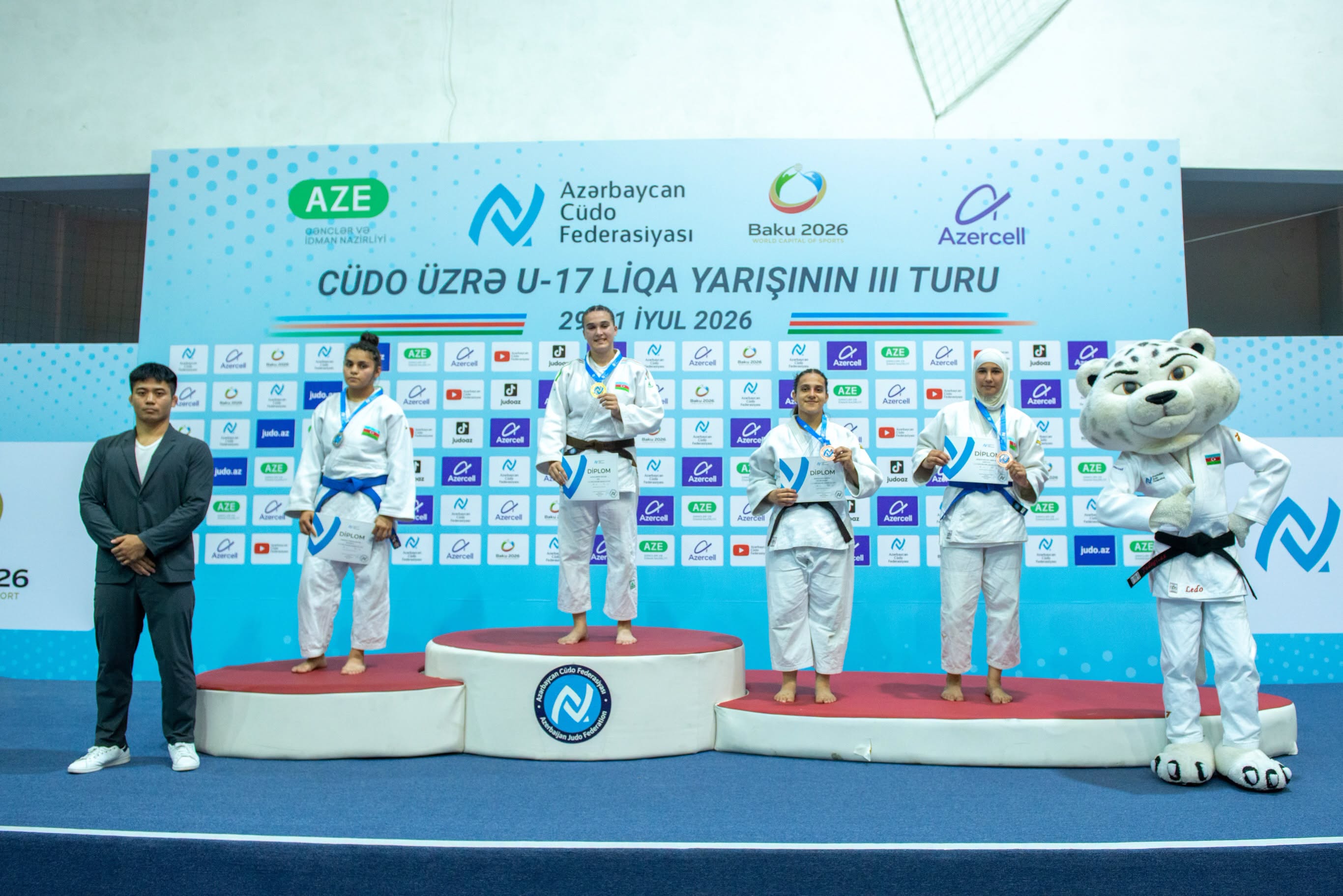 U-17 Liqa yarışının III turu start götürdü
