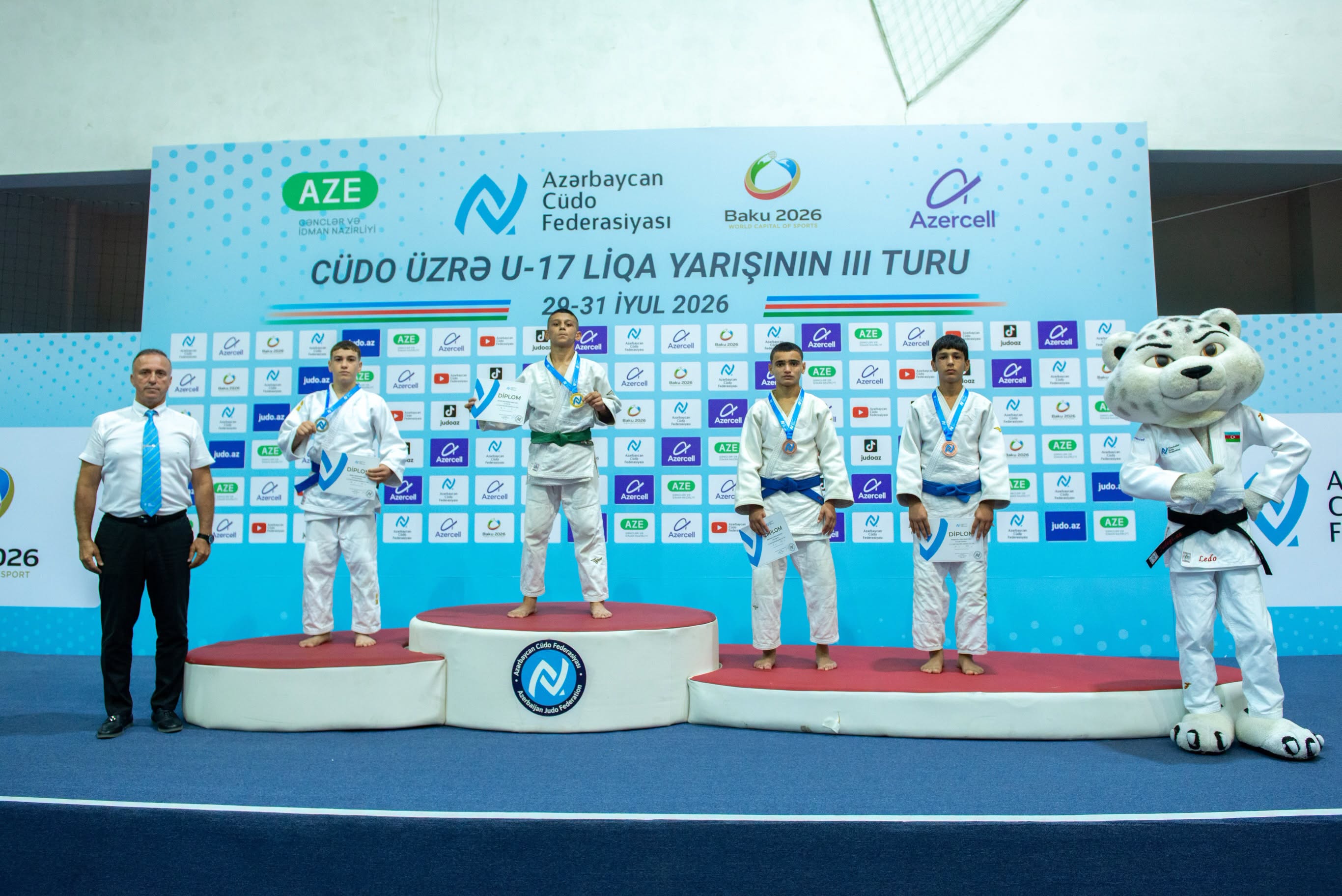 U-17 Liqa yarışının III turu start götürdü