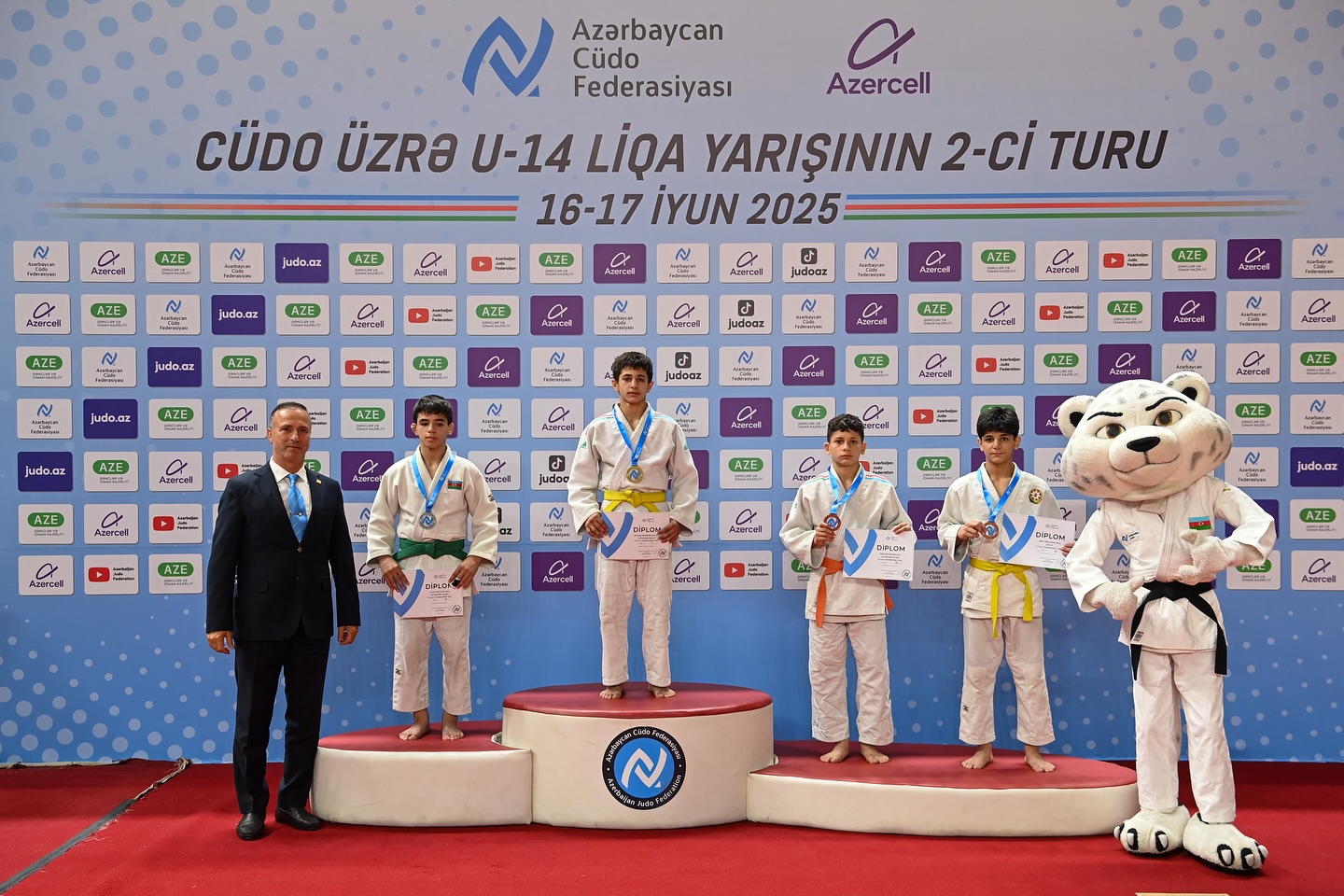U-14 Liqa yarışının II turu start götürüb