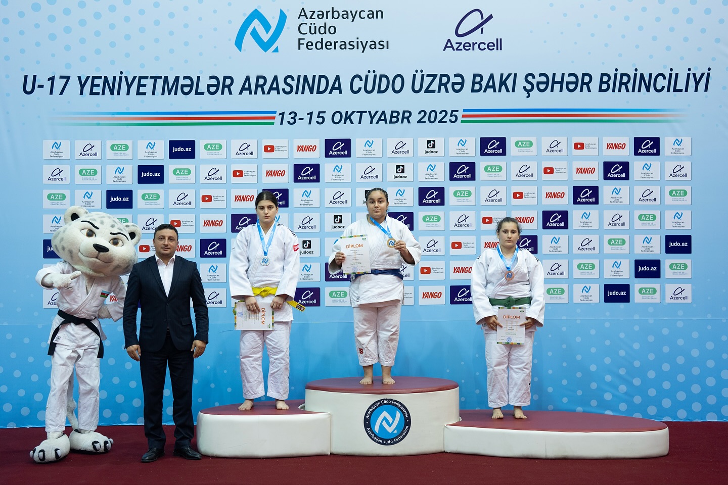 Daha 6 çəki dərəcəsində medalçılar müəyyənləşib