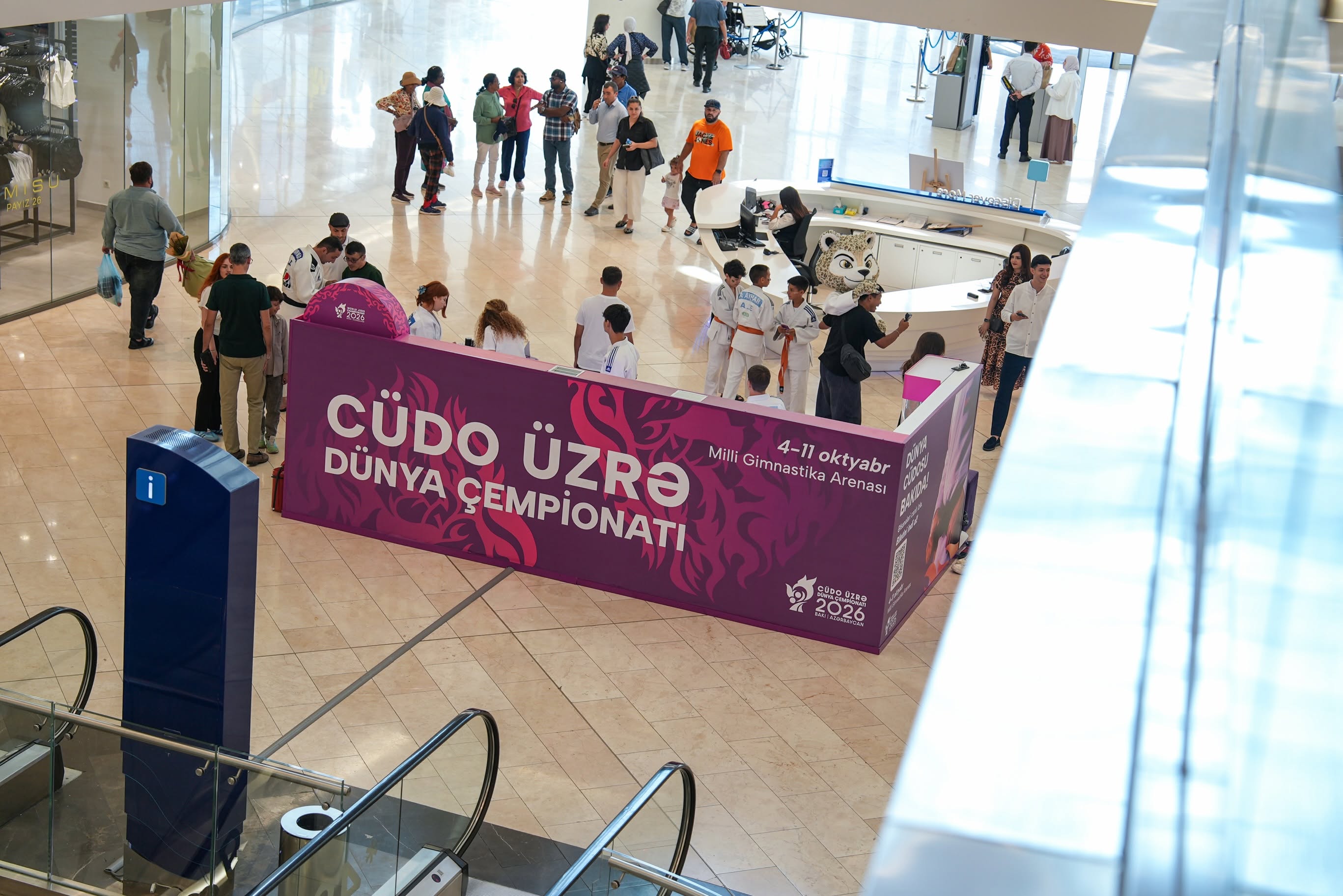 “Dəniz Mall”da Bakı-2026 cüdo üzrə dünya çempionatına həsr olunan fan zona yaradılıb