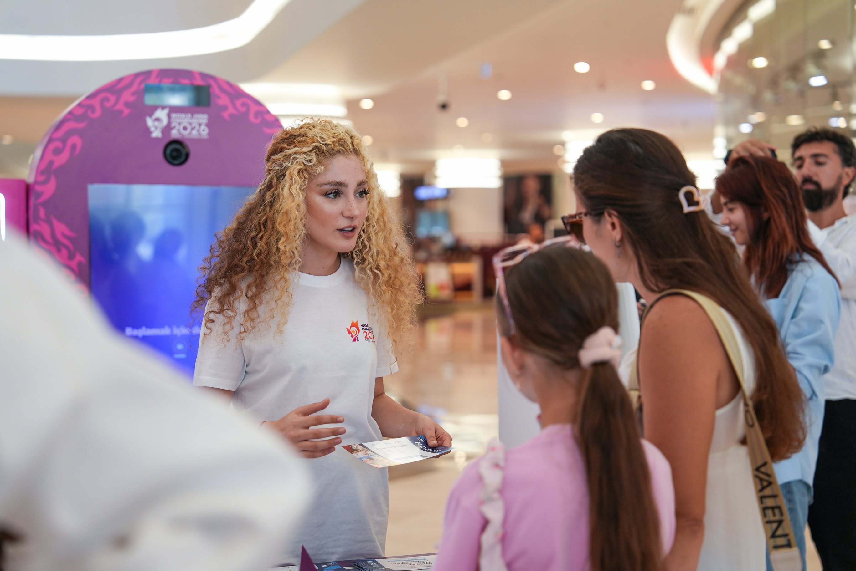 “Dəniz Mall”da Bakı-2026 cüdo üzrə dünya çempionatına həsr olunan fan zona yaradılıb