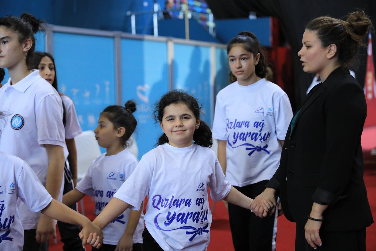 Qızlar, Bakı Böyük Dəbilqə turnirinə xoş gəlmisiniz!