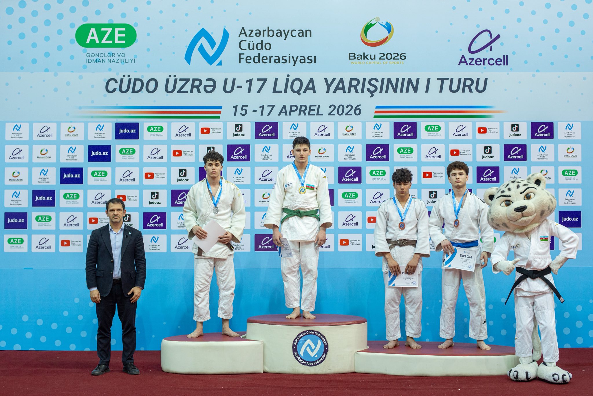 U-17 Liqa yarışının I turu başa çatdı