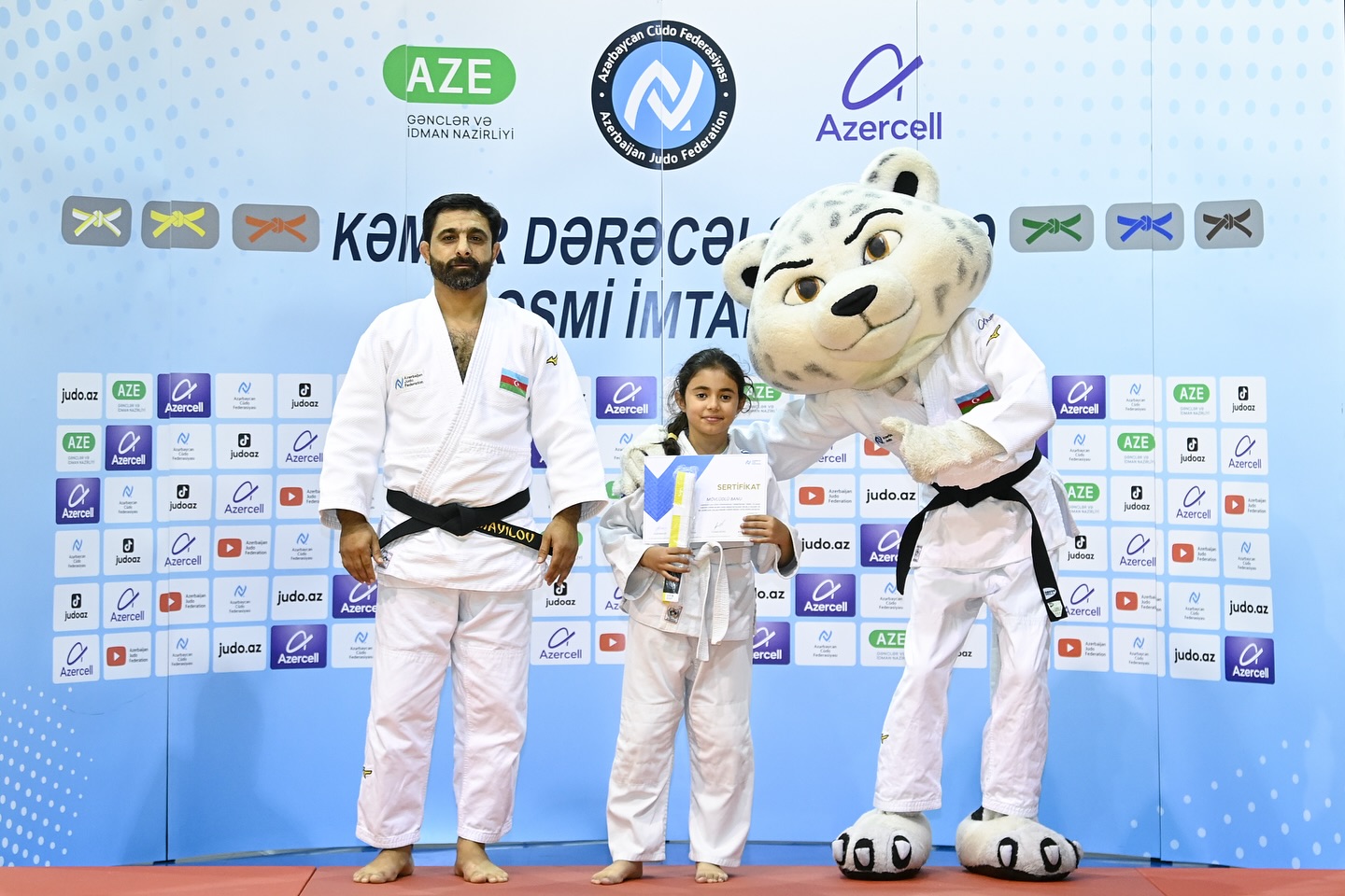 Xaçmazda kəmər dərəcələri üzrə rəsmi imtahan keçirilib