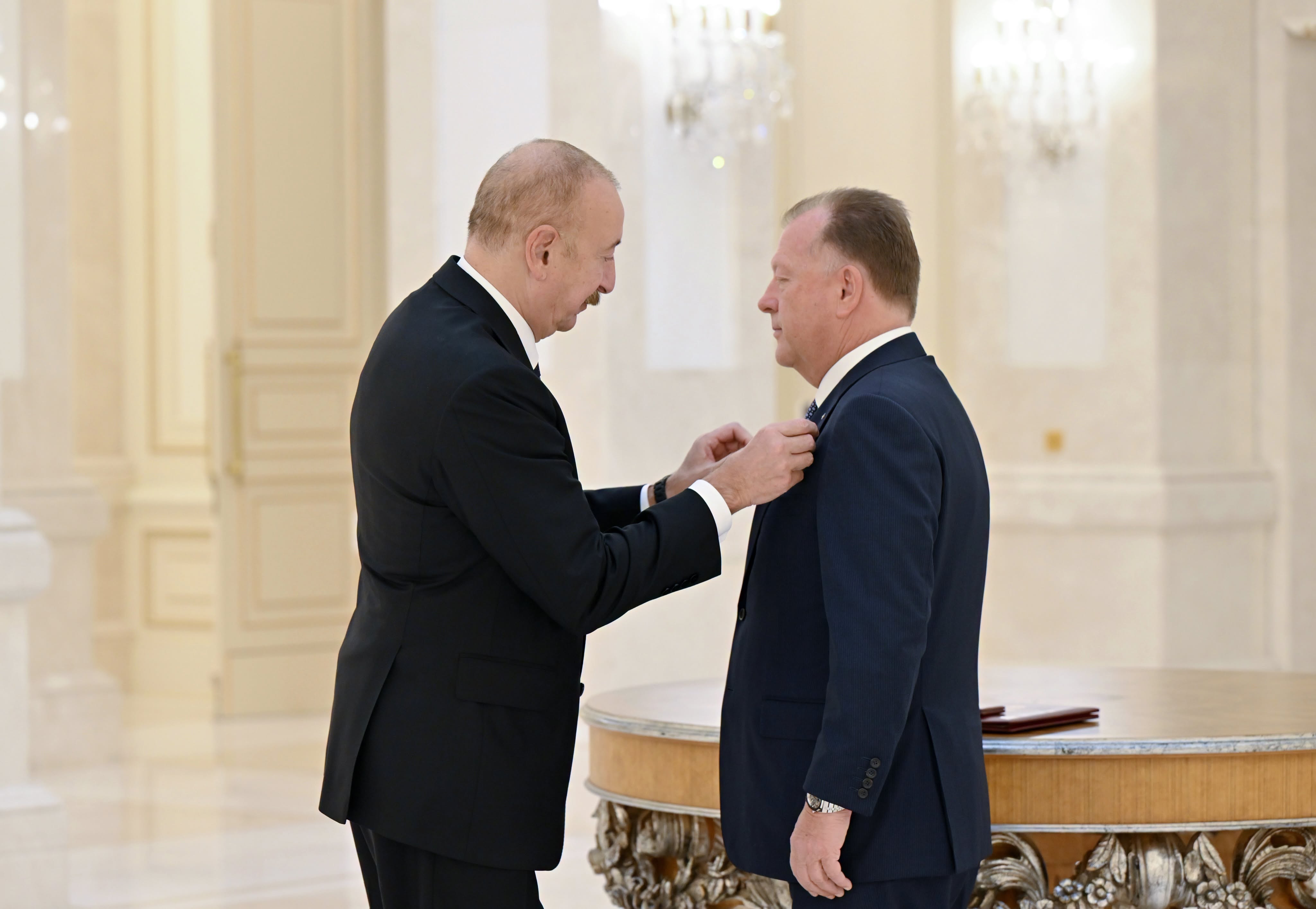 Prezident İlham Əliyev Beynəlxalq Cüdo Federasiyasının prezidenti Ladislau-Marius Vizeri qəbul edib