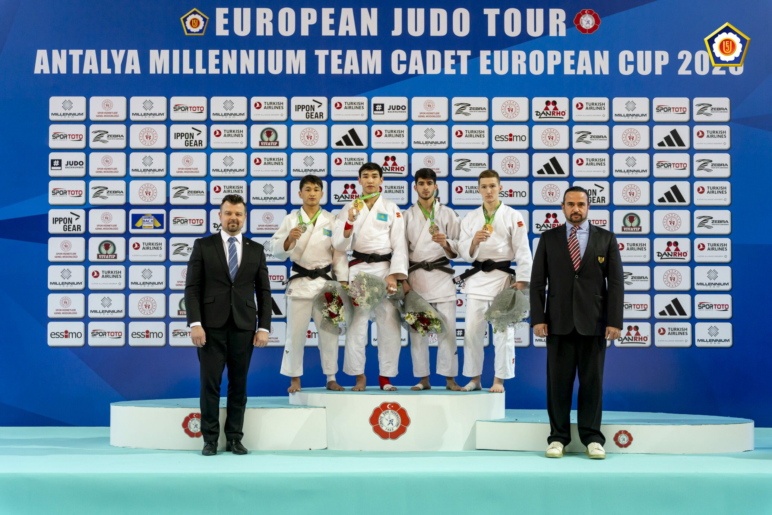 Cüdoçularımız Avropa Kubokuna 3 medalla başladı