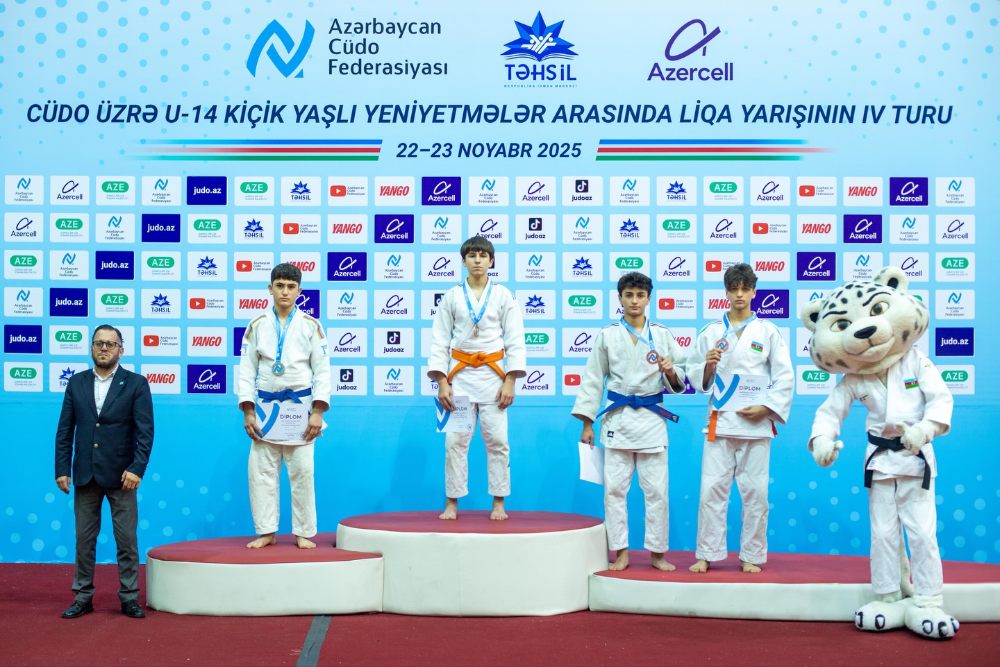 U-14 yeniyetmələr arasında Liqa yarışının IV turu start götürüb