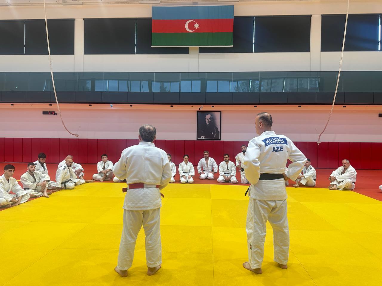 Hakimlər üçün nəzəri və praktiki seminar təşkil olunub