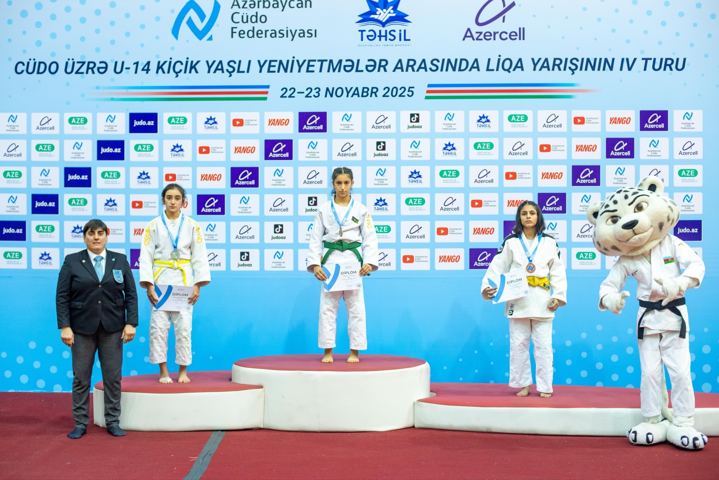 U-14 yeniyetmələr arasında Liqa yarışının IV turu start götürüb