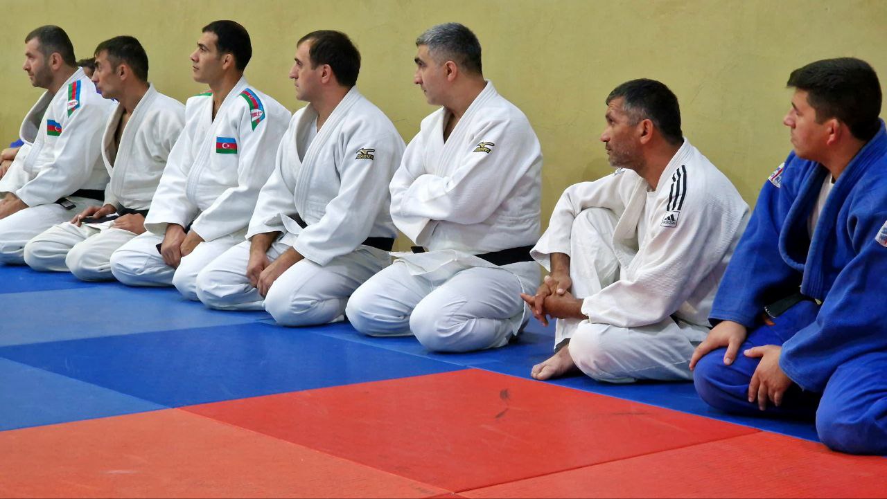 Qazaxda məşqçilər üçün seminar keçirildi