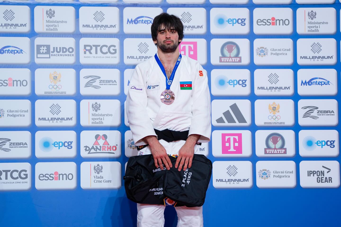 Avropa çempionatında Fətiyev və Tçkayevdən bürünc medal