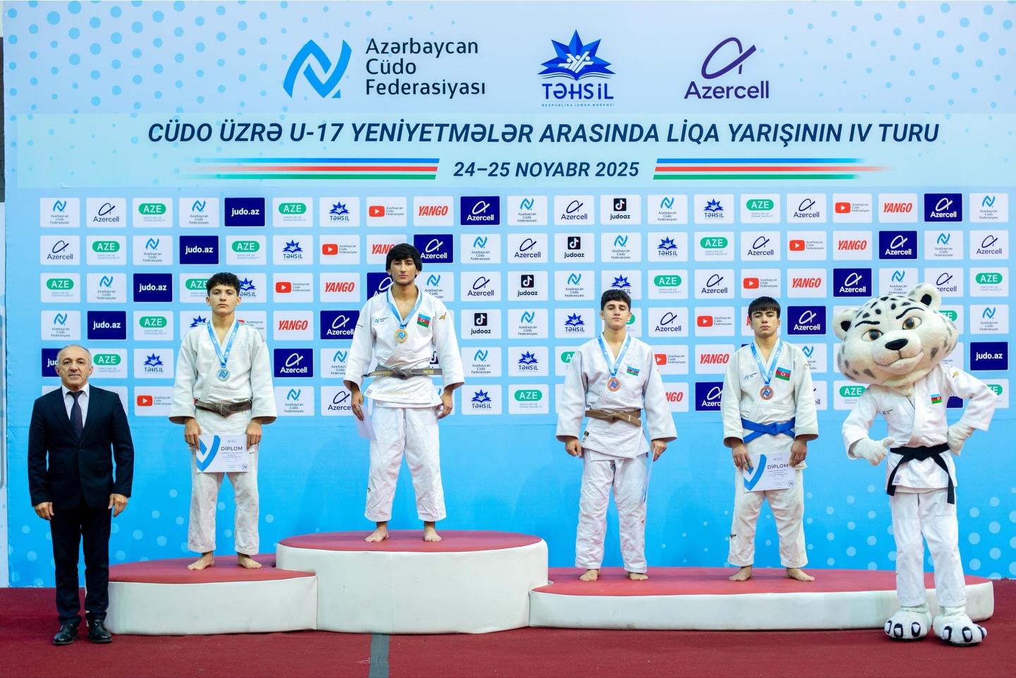 U-17 Liqa yarışının IV turu başladı