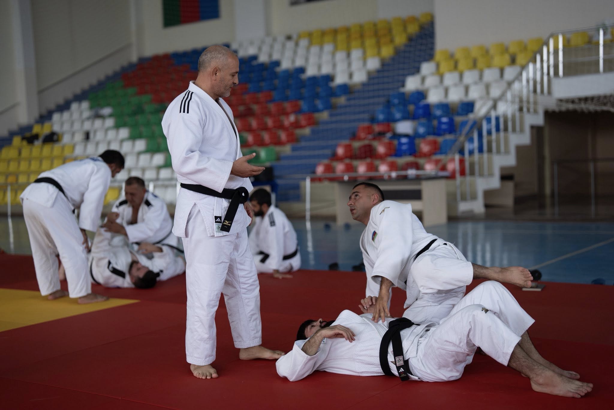 Peşəkar inkişaf proqramı çərçivəsində seminarlar davam edir